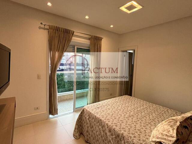 Apartamento para Locação em Guarujá - 2